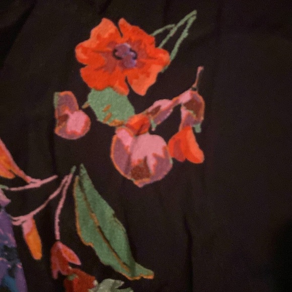 💜Anthropologie Maeve Floral Print Flutter Sleeve Blouse Size XXS - Picture 7 of 9